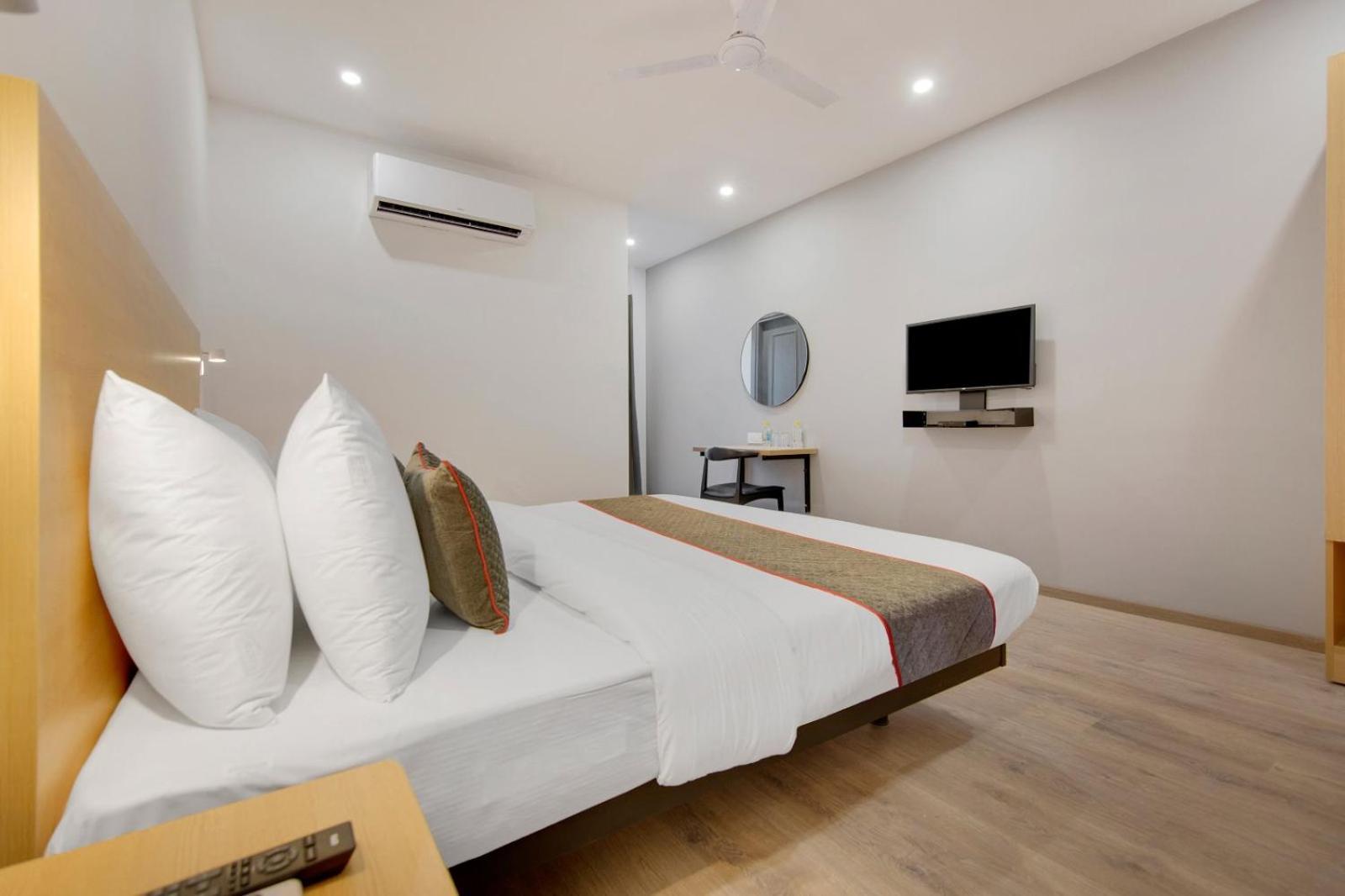 Hotel Aerotech Near Delhi Airport 新德里 外观 照片