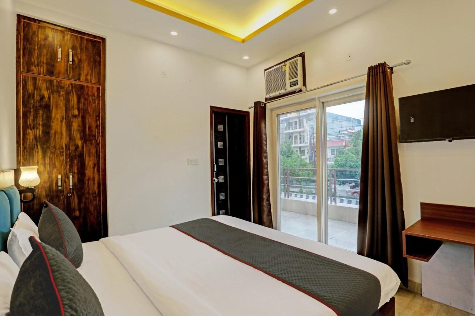 Hotel Aerotech Near Delhi Airport 新德里 外观 照片