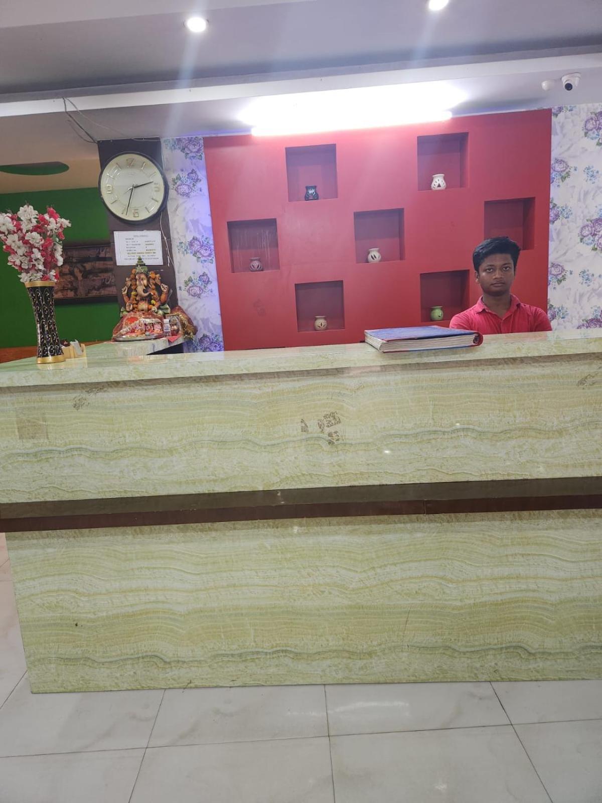Hotel Aerotech Near Delhi Airport 新德里 外观 照片